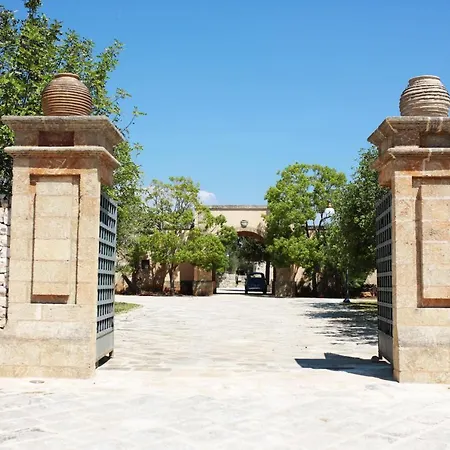 Farm stay Masseria Abbracciavento - Private Pool By Hdsalento